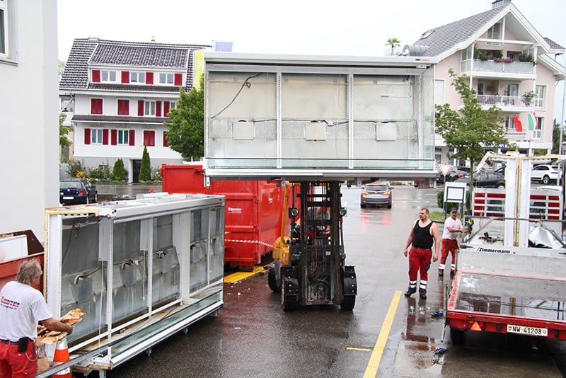 Teaser-Ladeneinrichtung